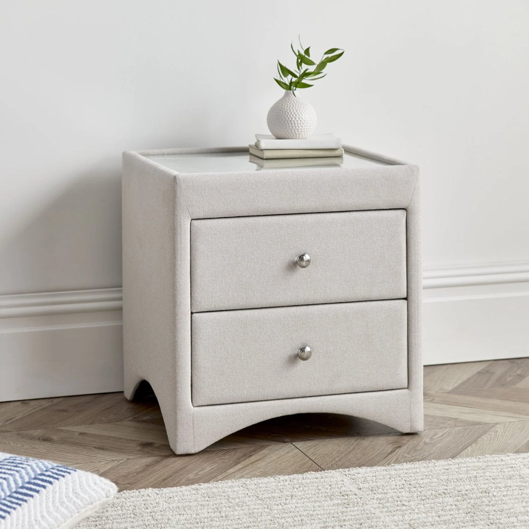 Furniture & Extras