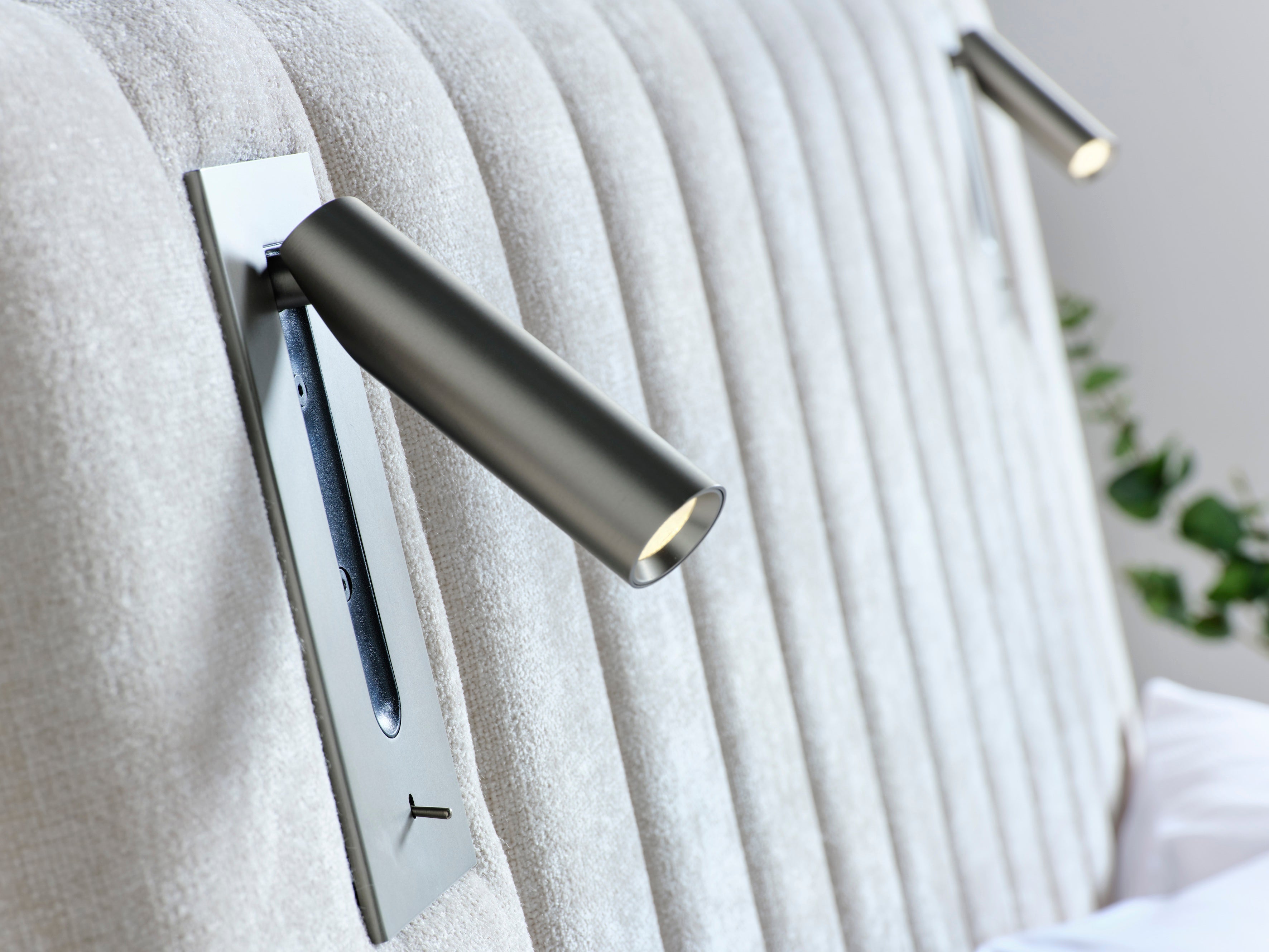 Luna Ottoman TV Bed with Adjustable Mood Lights in Plush Cream