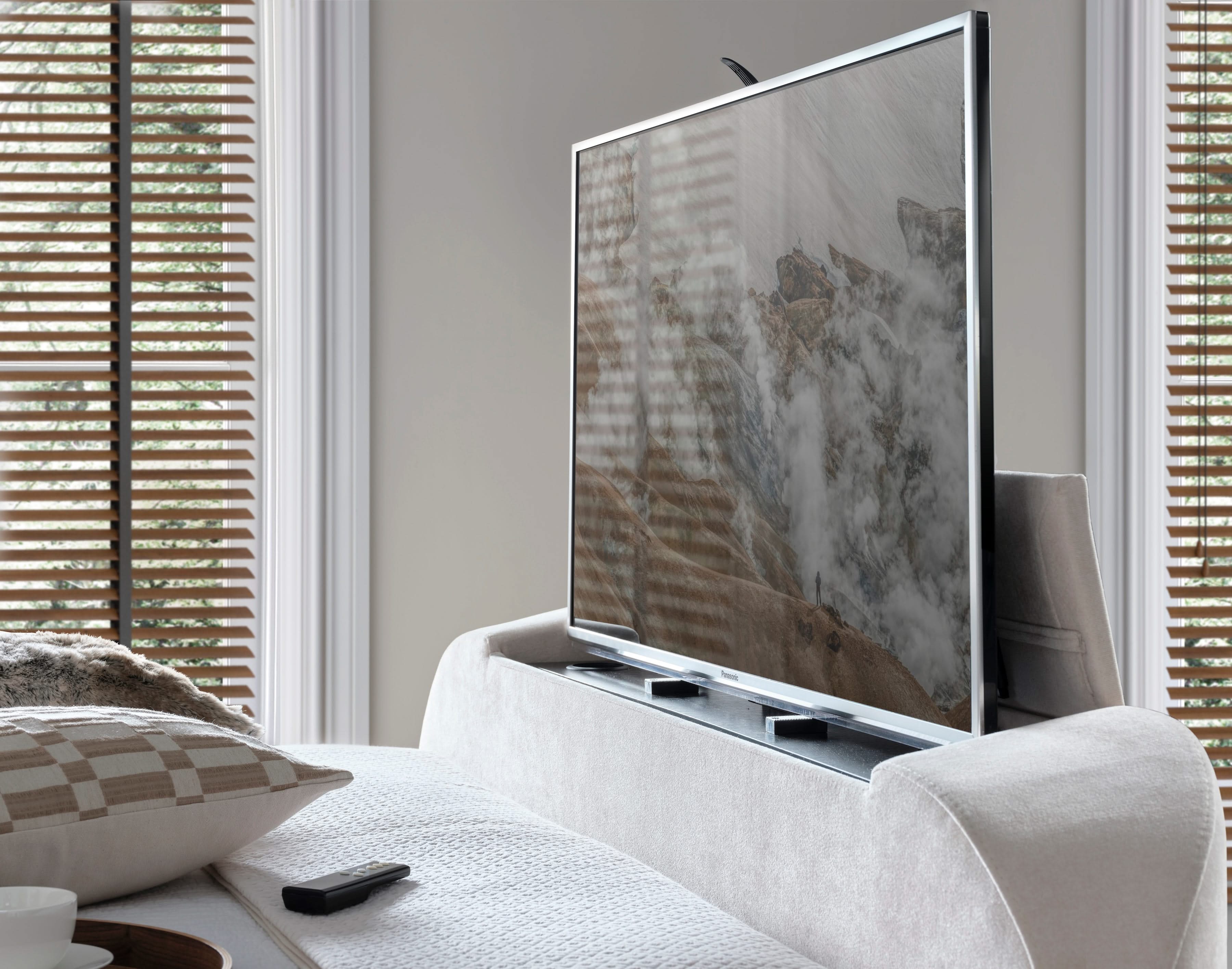 Salisbury Ottoman TV Bed in Soft Cream