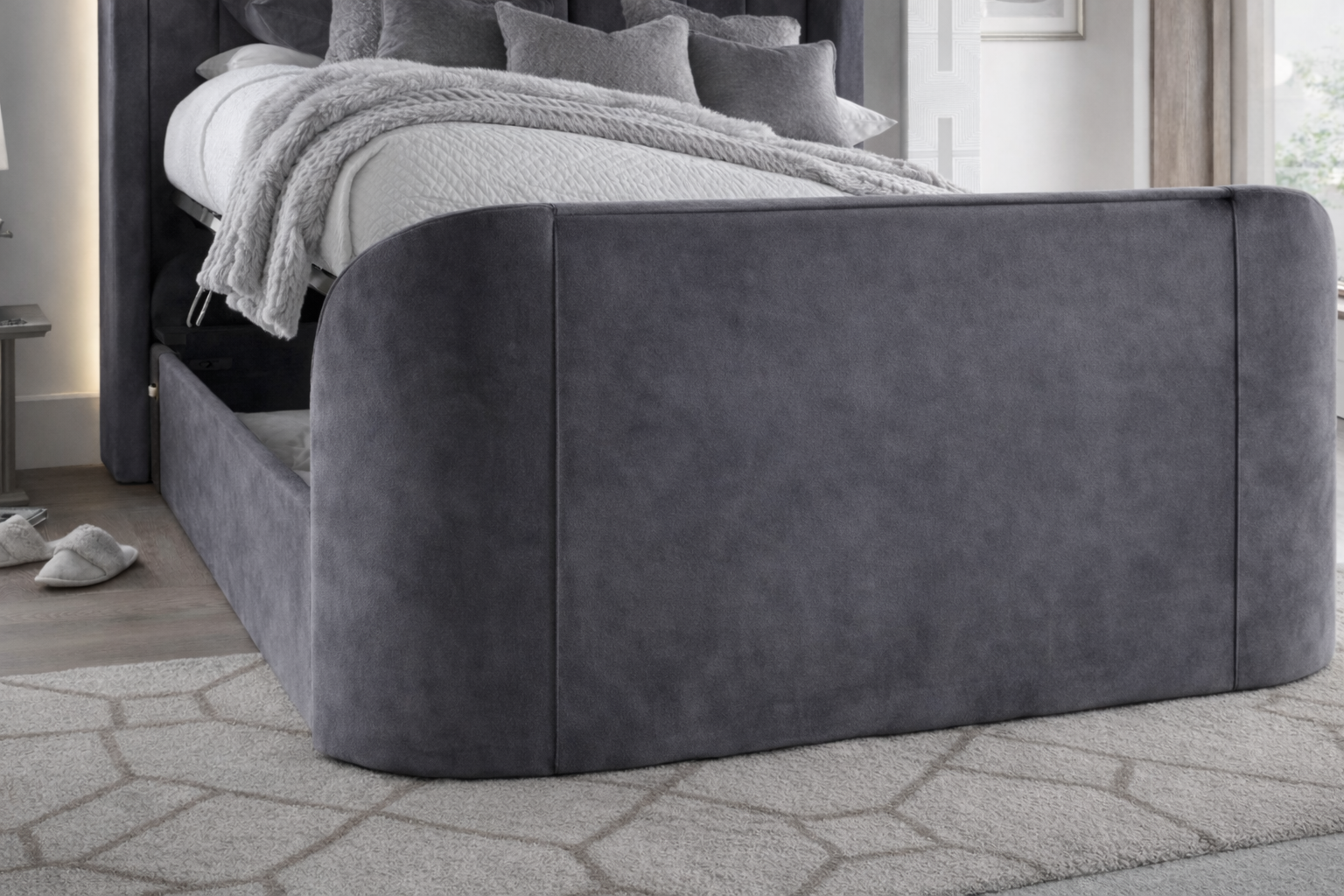 Hampton True Sound 5.1 Grey Velvet Ottoman TV Bed