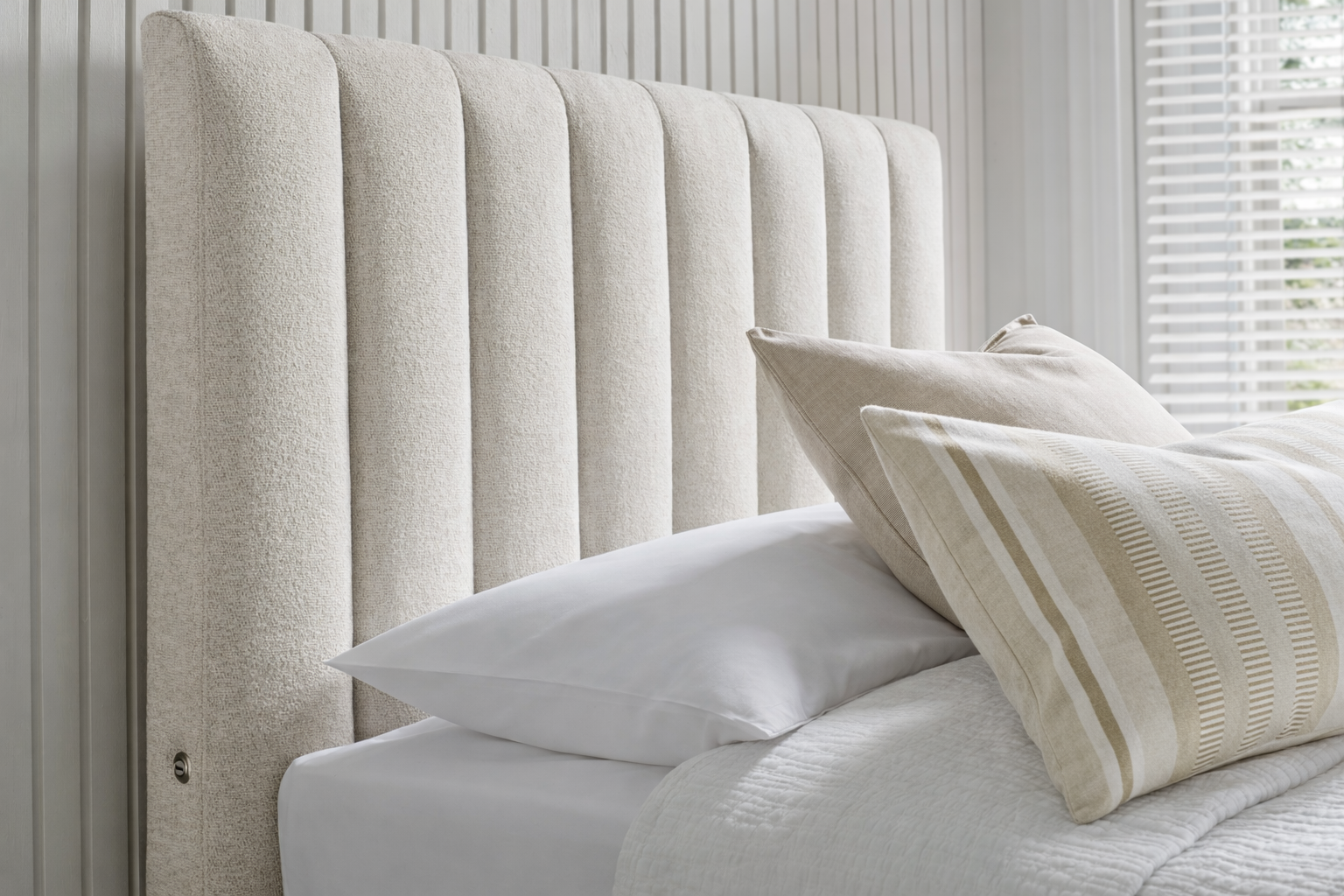 Lynx Single Ottoman TV Bed In Pebble Stone