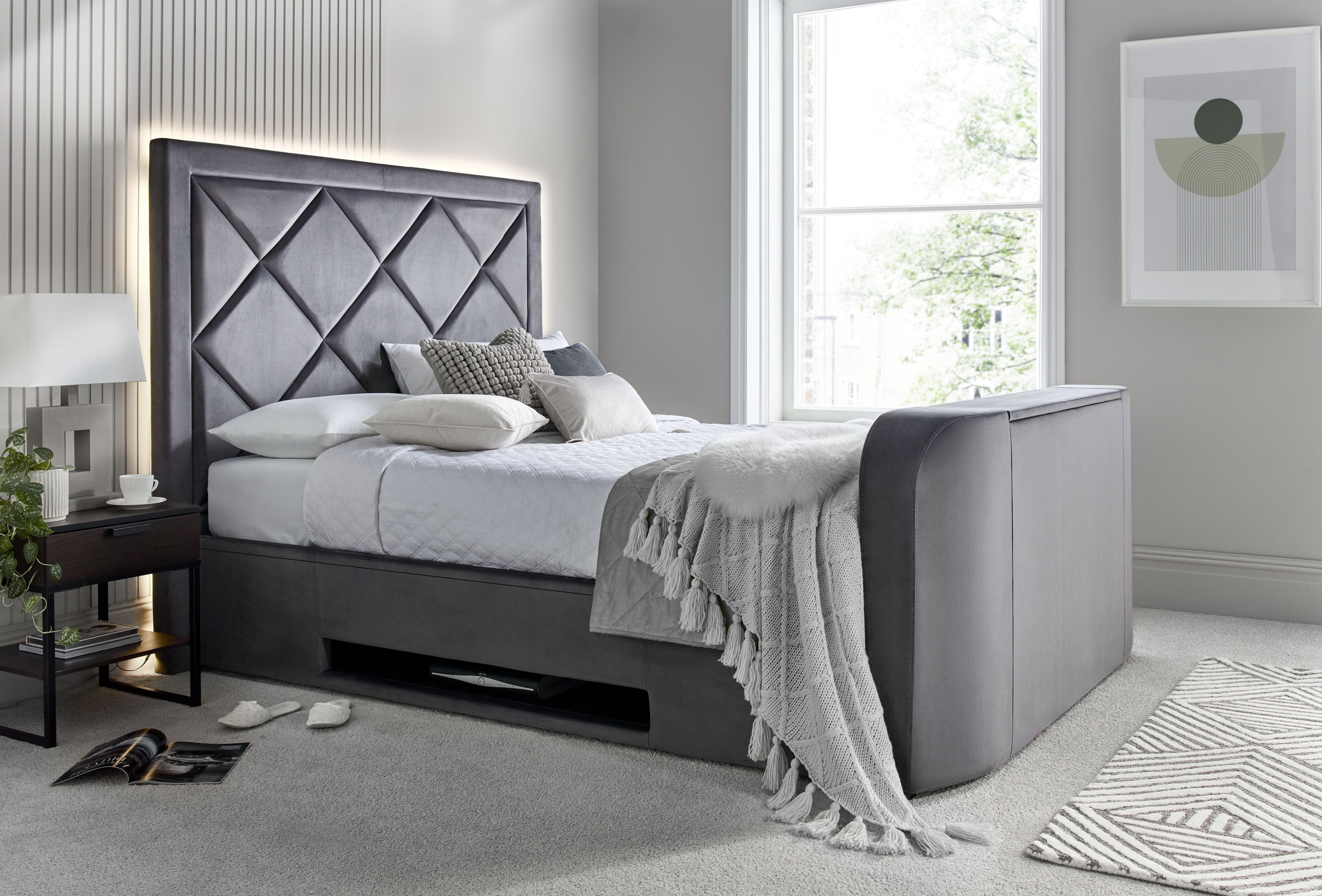 Stanford_grey_Solid_Base_bed_m